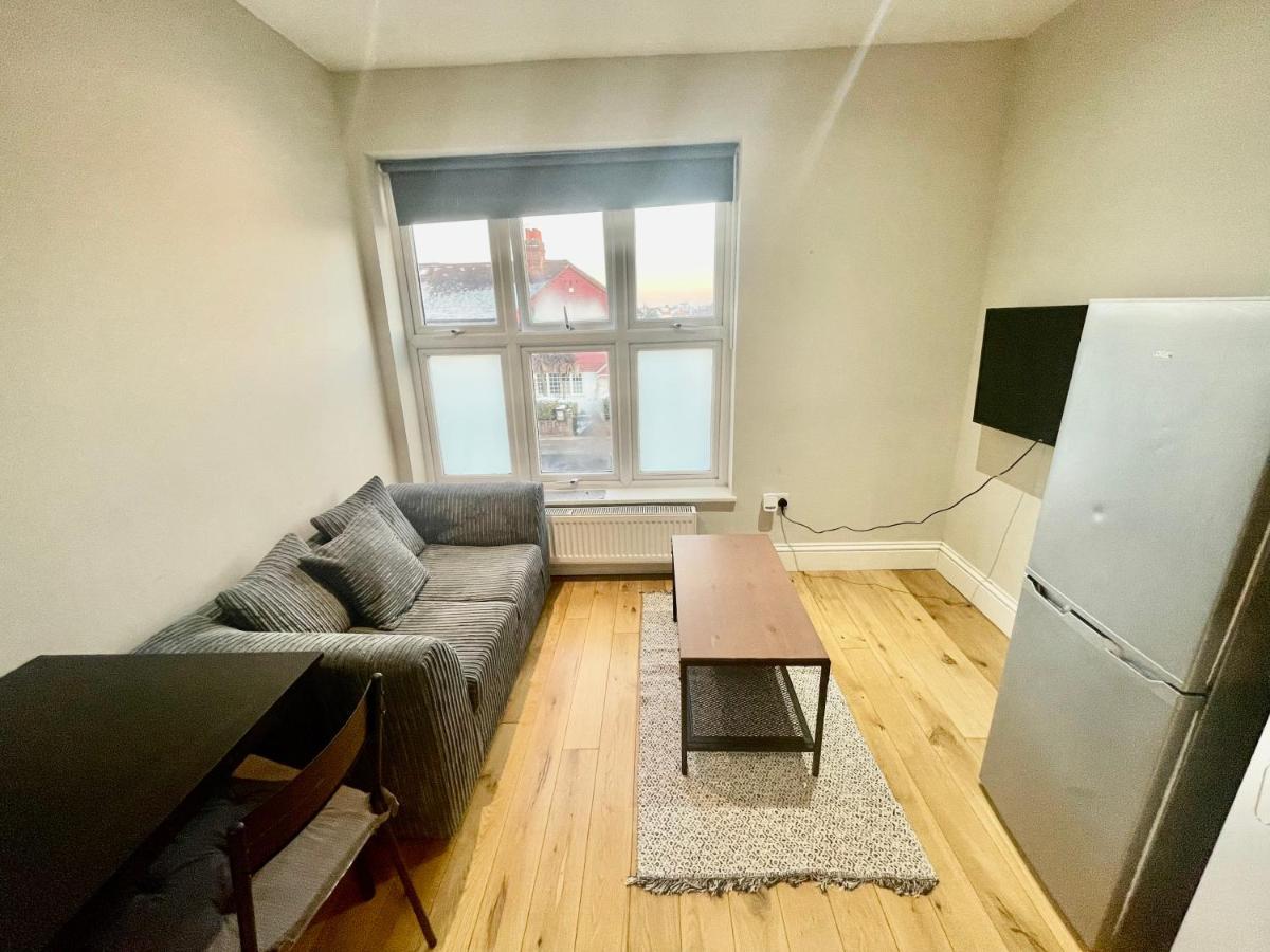 Cosy 1 Bedroom Flat! London Luaran gambar